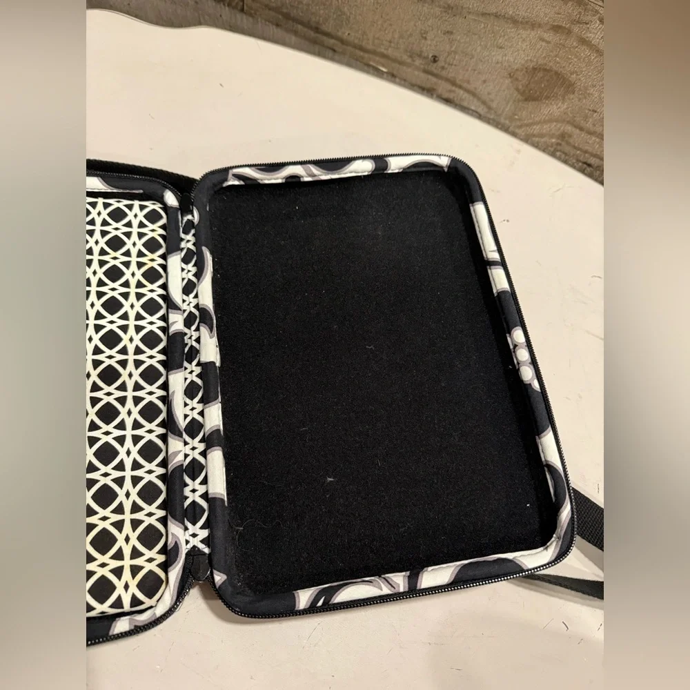 Vera Bradley | Night & Day Hard Shell Tablet Travel Case